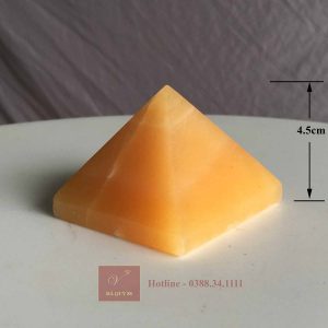 Kim tự tháp đá ngọc hoàng long tự nhiên vàng 0,18kg-4,5cm