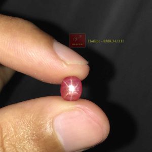 Viên đá ruby sao tự nhiên mài sống 1.7ct mặt nhẫn, mặt dây chuyền