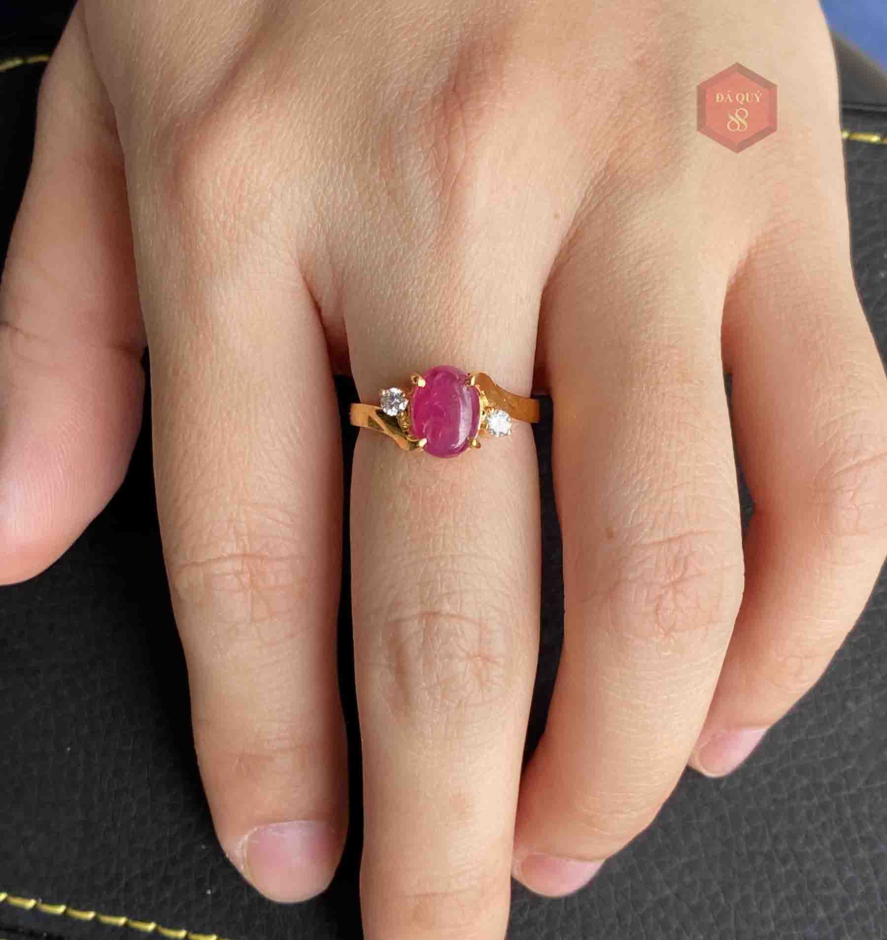 Nhẫn Nữ Đá Ruby Tự Nhiên Yên Bái Đỏ Tươi May Mắn Vàng 10k Đã Kiểm Định