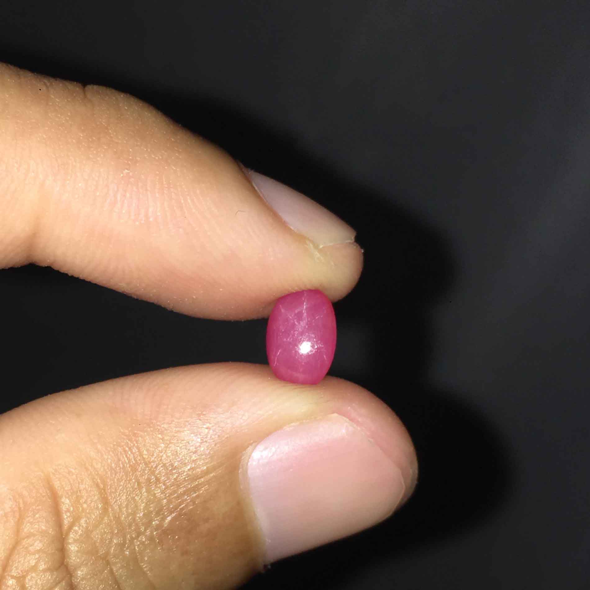 Viên đá ruby sao tự nhiên mài sống 1.5ct mặt nhẫn, mặt dây chuyền