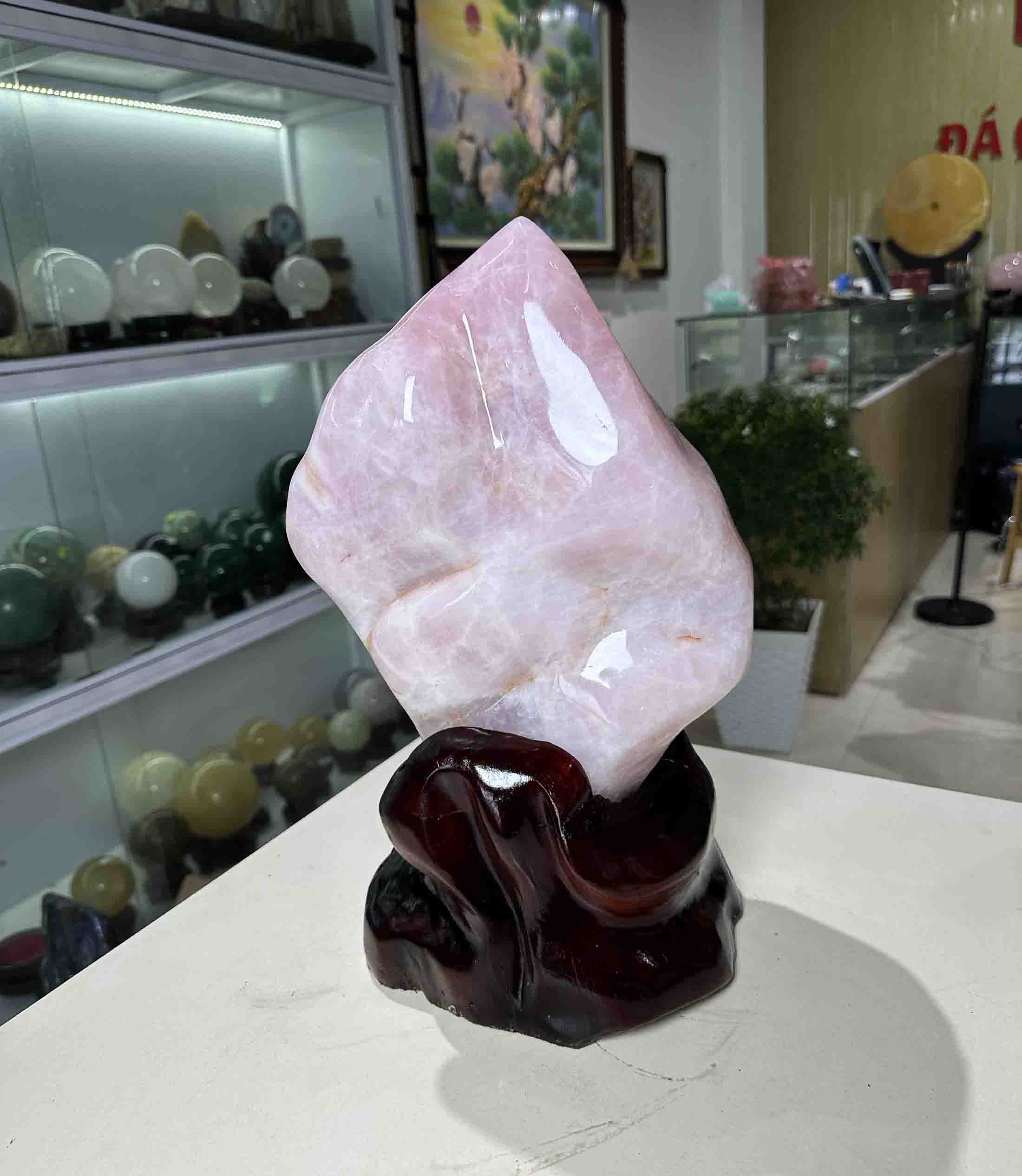 Núi Đá Thạch Anh Hồng Tự Nhiên Trang Trí Phong Thuỷ Trân Trạch 8,9kg-37,5cm