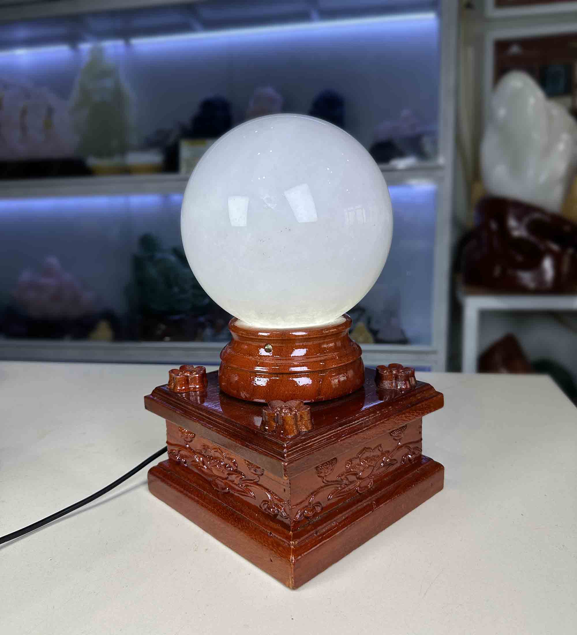 Quả Cầu Phong Thủy Đá Thạch Anh Trắng Tự Nhiên Nguyên Khối 4,6kg-14,6cm
