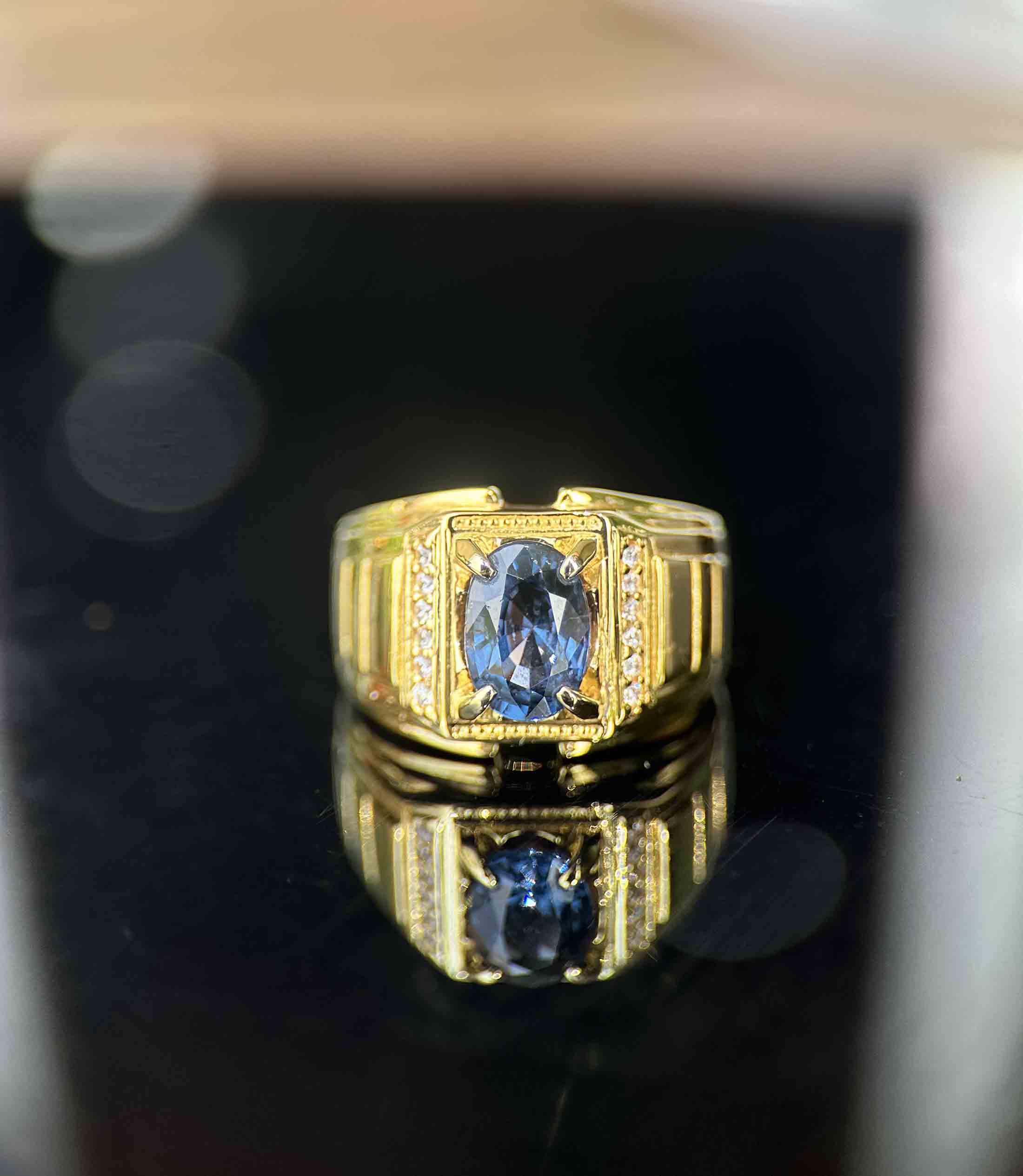 Nhẫn Đá Spinel Xanh Tự Nhiên Xanh Dương Bọc Vàng 18k Trang Sức Phong Thuỷ May Mắn