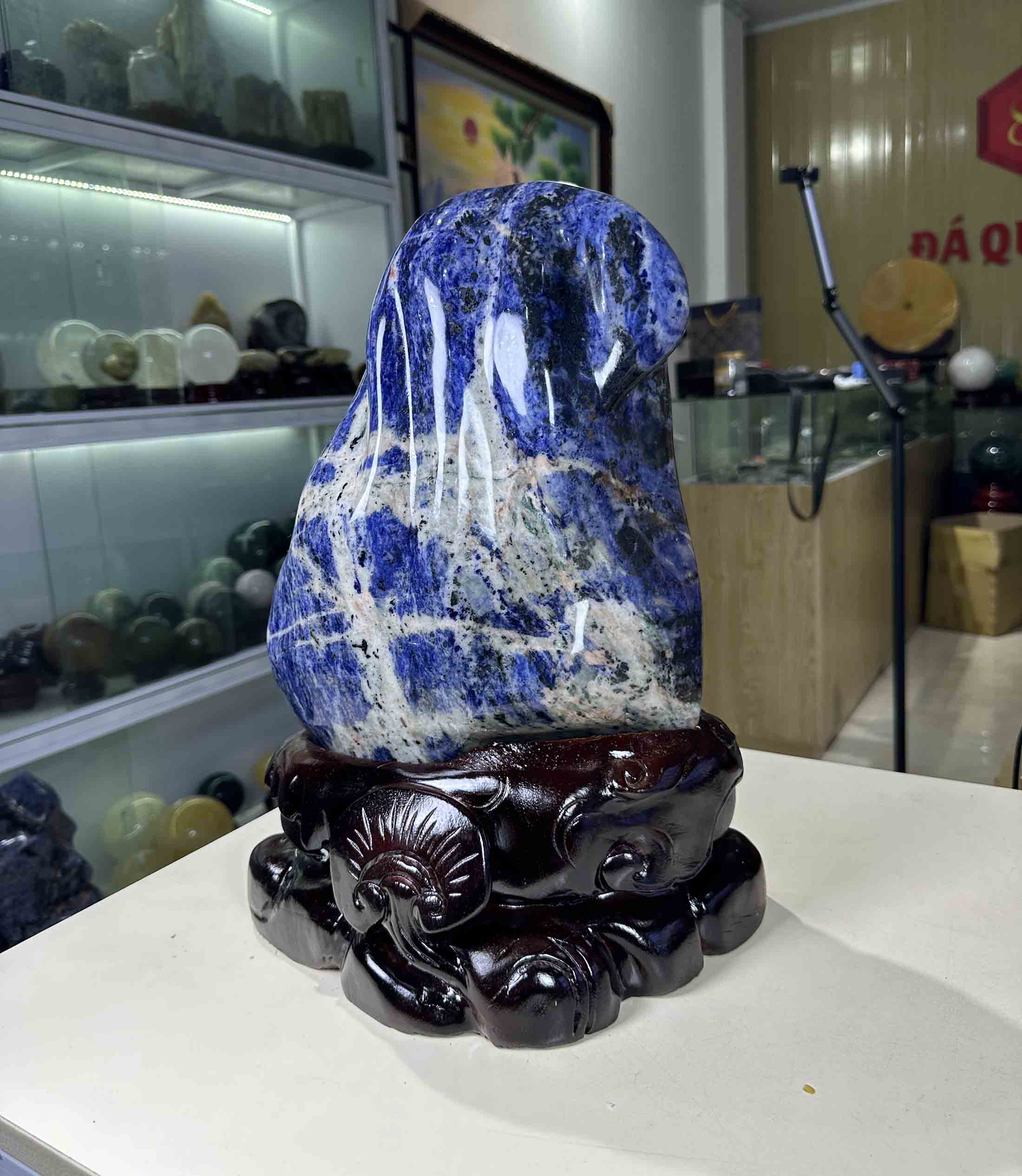 Đá Phong Thuỷ Trấn Trạch Đá Sodalite Tự Nhiên Màu Xanh Dương Đẹp 42cm