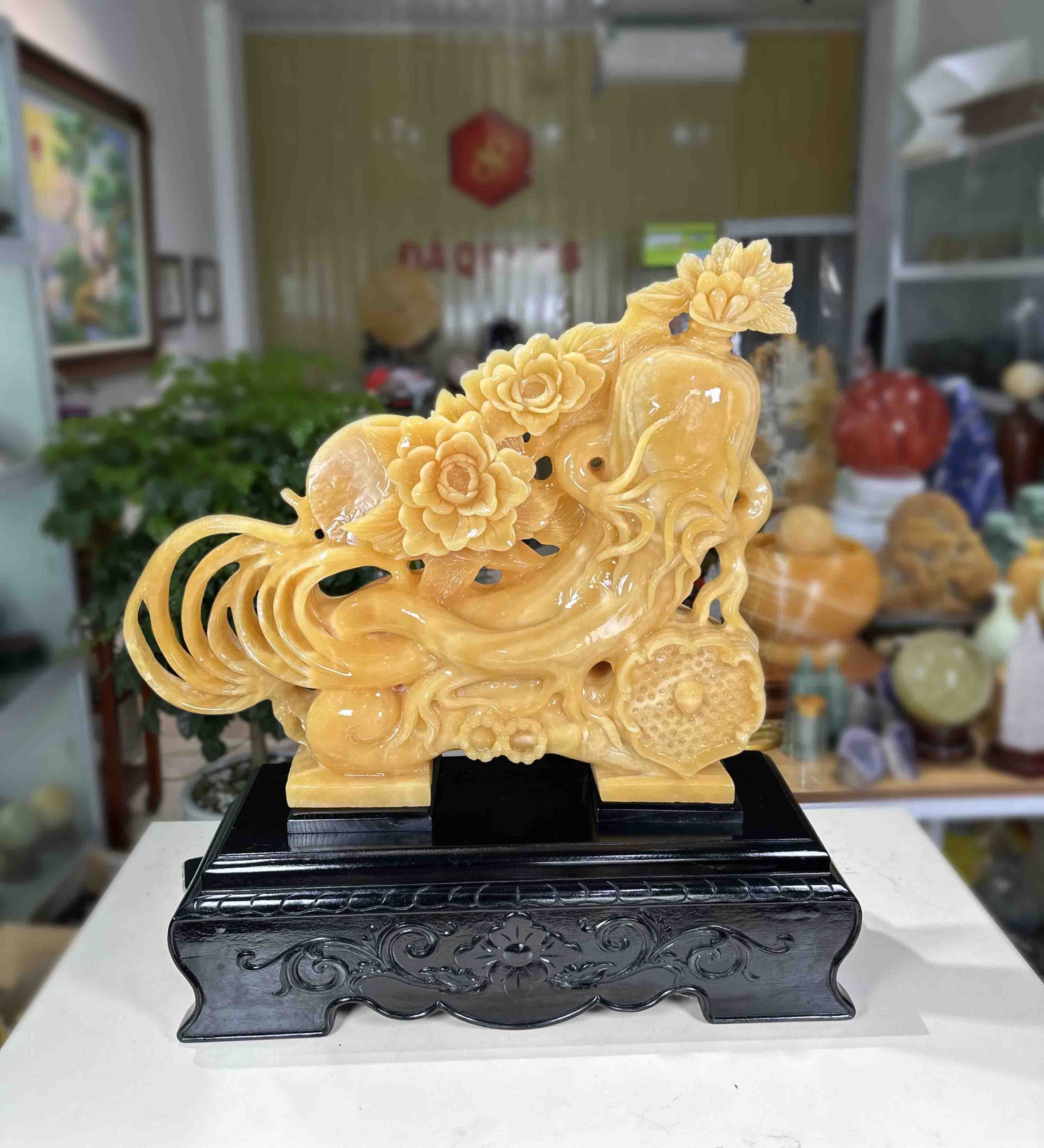 Nhâm Sâm Ngọc Hoàng Long Tự Nhiên Nguyên Khối – Tác Phẩm Trang Trí Nghệ Thuật Sang Trọng