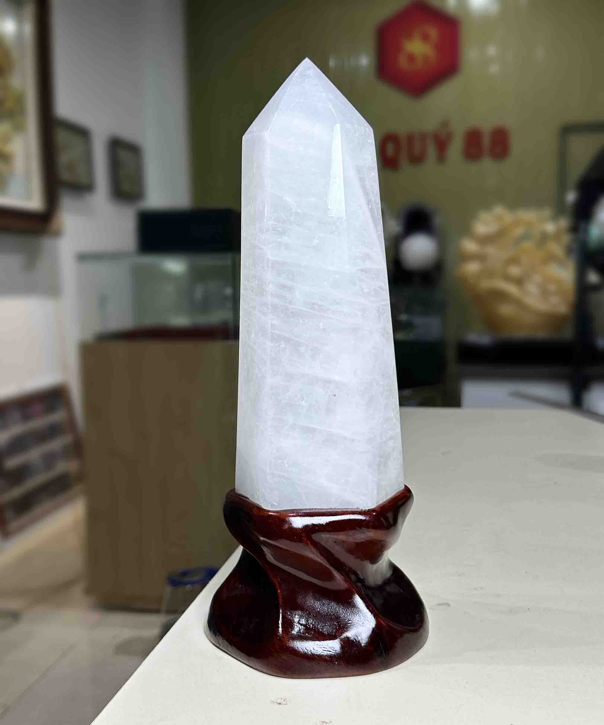 Trụ Đá Thạch Anh Trắng Tự Nhiên Braxin Nguyên Khối Loại Đẹp 30cm x 10cm