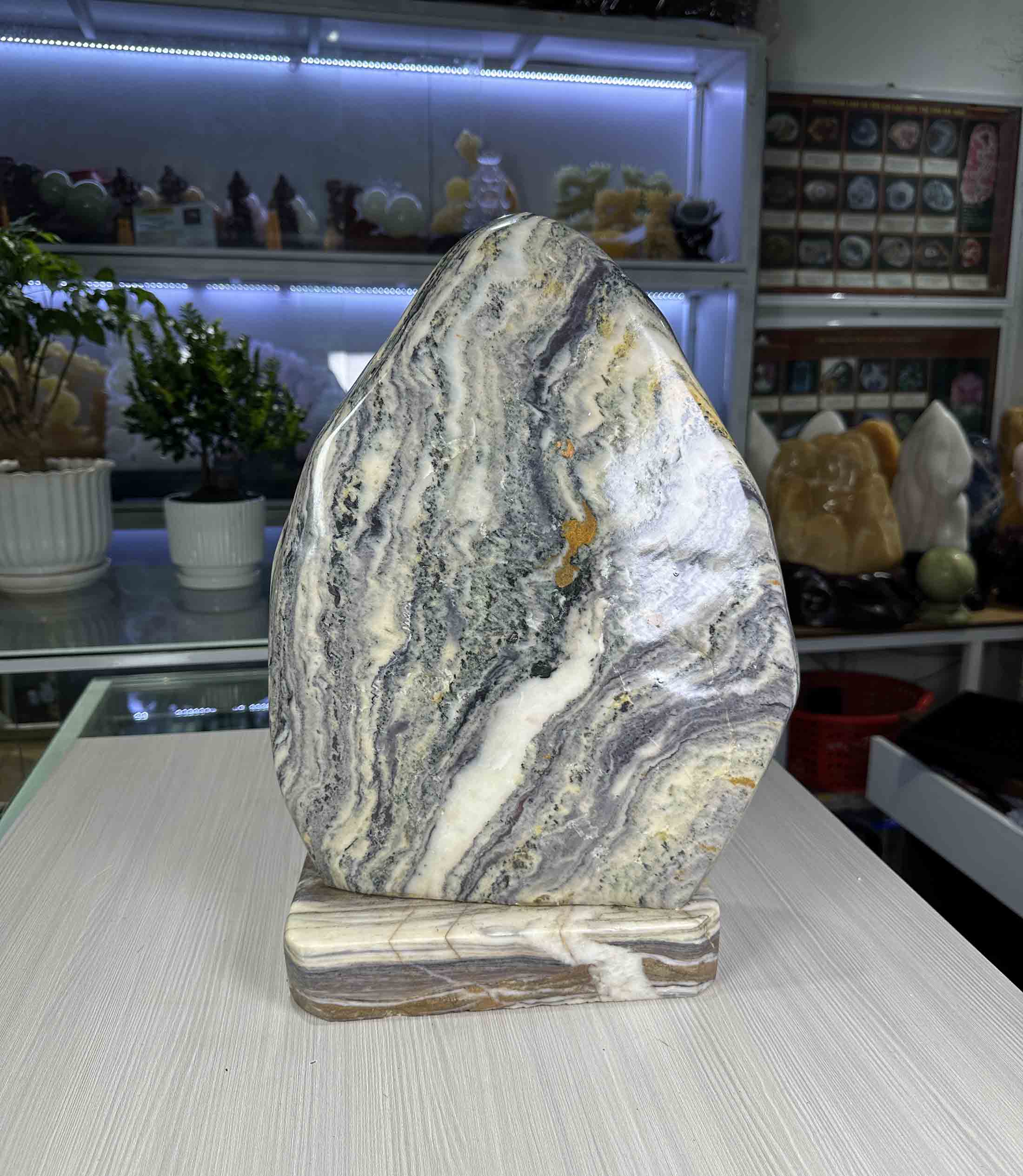 Đá Phong Thuỷ Trấn Trạch Đá Sepentine Tự Nhiên Màu Xanh Vân Đẹp 14kg-40cm
