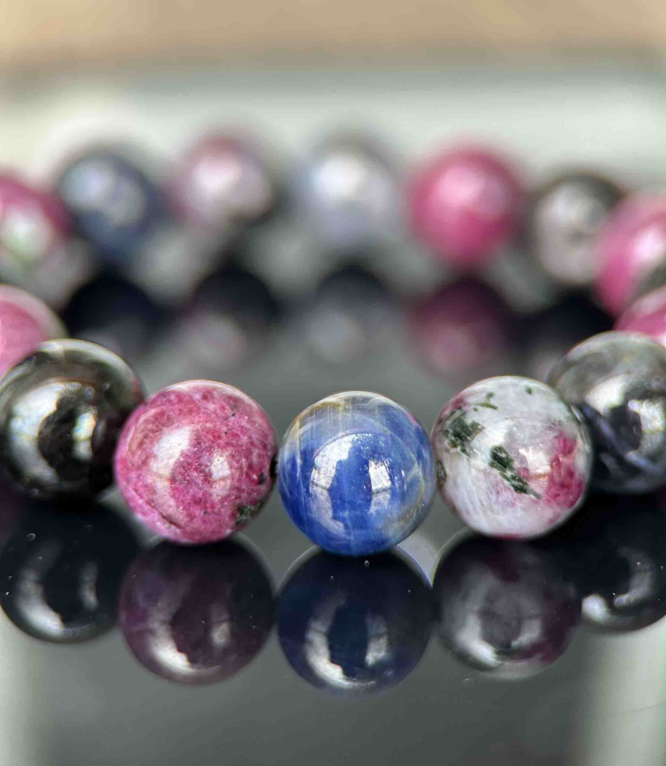 Vòng Tay Đá Ruby Saphia Tự Nhiên Đeo Năng Lượng Phong Thuỷ Cao Cấp 12mm